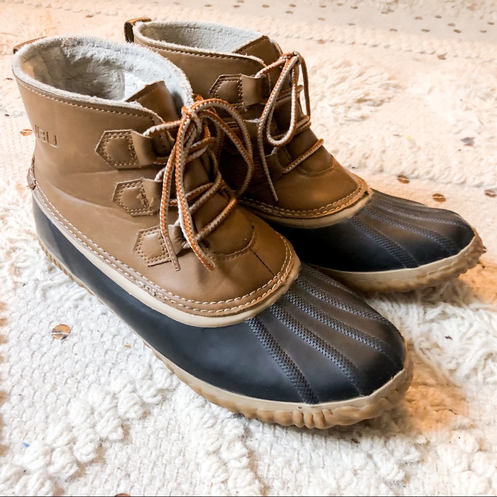 JBU Duck Boots